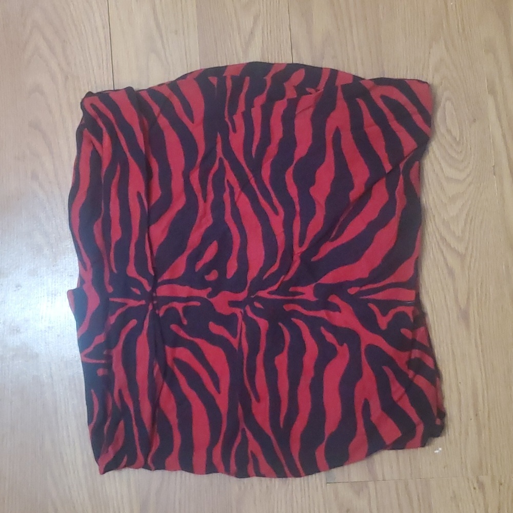 Red zebra stripe mini skirt